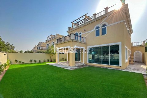 Villa en Jumeirah Park, Dubai, 4 dormitorios, 386 m², № 44792 - foto 2