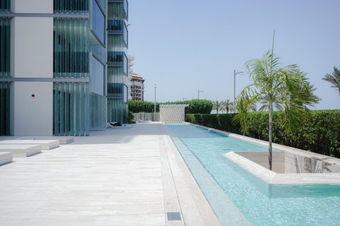 Квартира в Пальме Джумейре, Дубай, 3 спальни, 226м², № 102293