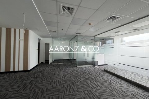 Снять в аренду офис в Dubai Media City, Дубай: 144м², № 102392 - фото 6