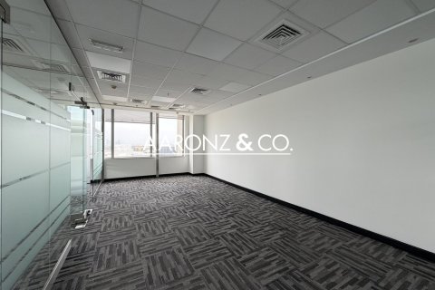 Снять в аренду офис в Dubai Media City, Дубай: 144м², № 102392 - фото 14