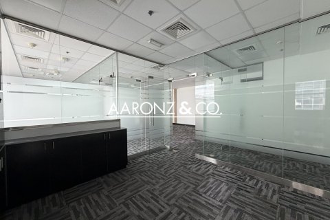 Снять в аренду офис в Dubai Media City, Дубай: 144м², № 102392 - фото 5