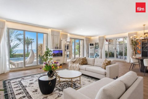 Appartement à Palm Jumeirah, Dubai, studio, 912.1 m², № 141751