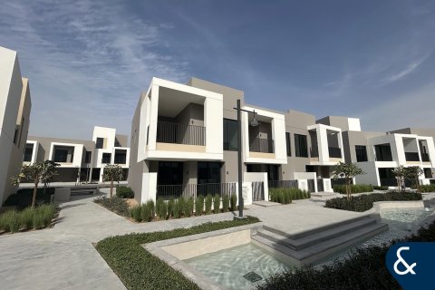 Villa in Arabian Ranches 3, Dubai 3 bedrooms, 137 sq.m. № 98830