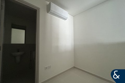 Villa in Arabian Ranches 3, Dubai 3 bedrooms, 137 sq.m. № 98830 - photo 13