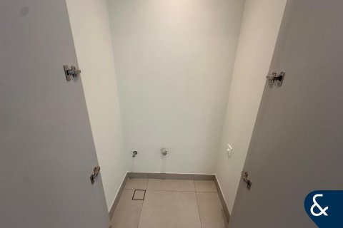 Apartment in EMAAR Beachfront, Dubai Harbour, Dubai 1 bedroom, 68 sq.m. № 98828 - photo 11