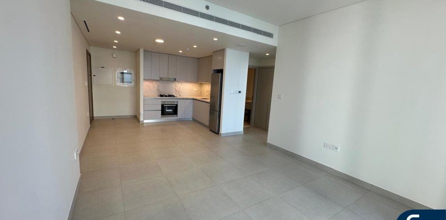 Apartment in EMAAR Beachfront, Dubai Harbour, Dubai 1 bedroom, 68 sq.m. № 98828