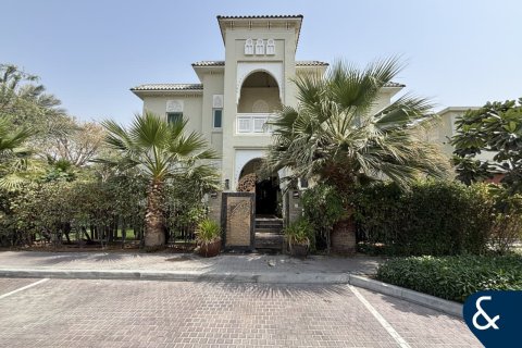 Villa in North Village, Al Furjan, Dubai 4 bedrooms, 600 sq.m. № 98827 - photo 2
