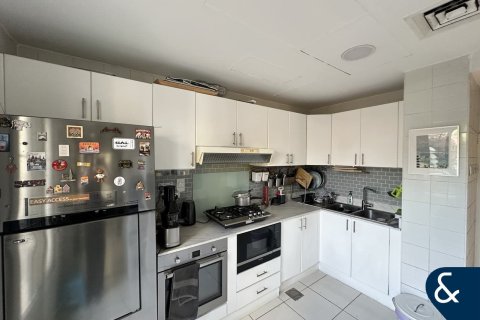 Снять в аренду виллу в The Springs, Дубай: 2 спальни, 157м², № 98824 - фото 5