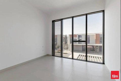 Villa en Dubai, 3 dormitorios, 180 m², № 84768 - foto 3