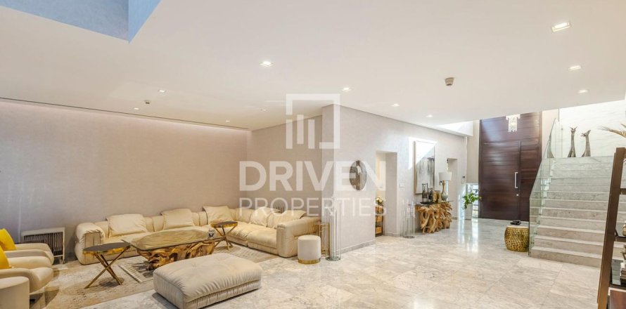 Вилла в District One, Мохаммед Бин Рашид Сити, Дубай, 4 спальни, 594м², № 20365