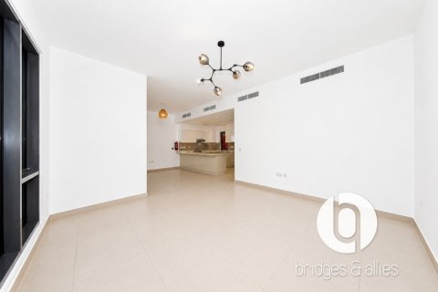 Снять в аренду виллу в Дубай Хилс Эстейт, Дубай: 4 спальни, 224м², № 123216 - фото 12