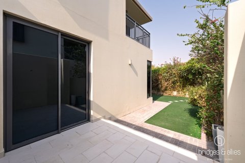 Villa in Dubai Hills Estate, Dubai 4 bedrooms, 229 sq.m. № 123215 - photo 12