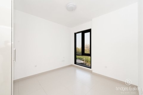 Villa in Dubai Hills Estate, Dubai 4 bedrooms, 229 sq.m. № 123215 - photo 20
