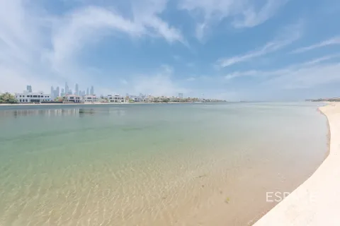 Снять в аренду виллу в Пальме Джумейре, Дубай: 5 спален, 496м², № 62300 - фото 17