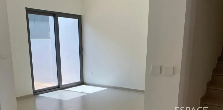 Villa en Tilal Al Ghaf, Dubai, 3 dormitorios, 200 m², № 62297