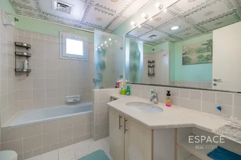 Снять в аренду виллу в Meadows, Дубай: 4 спальни, 563м², № 62299 - фото 14