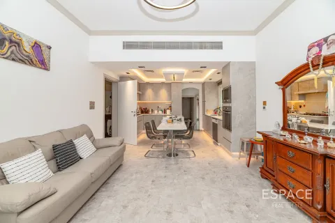 Снять в аренду виллу в Meadows, Дубай: 4 спальни, 563м², № 62299 - фото 3