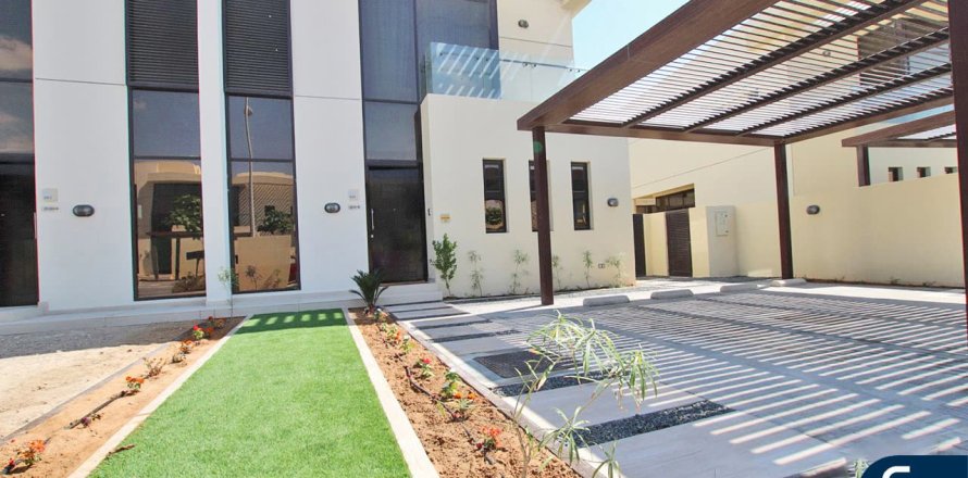 Villa à DAMAC Hills (Akoya by DAMAC), Dubai, 3 chambres, 190 m², № 75581