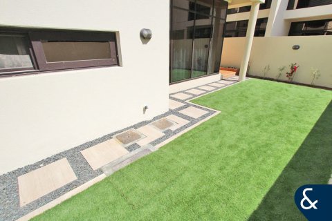 Villa à DAMAC Hills (Akoya by DAMAC), Dubai, 3 chambres, 190 m², № 75581 - photo 5