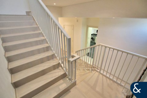 Villa à DAMAC Hills (Akoya by DAMAC), Dubai, 3 chambres, 190 m², № 75581 - photo 3
