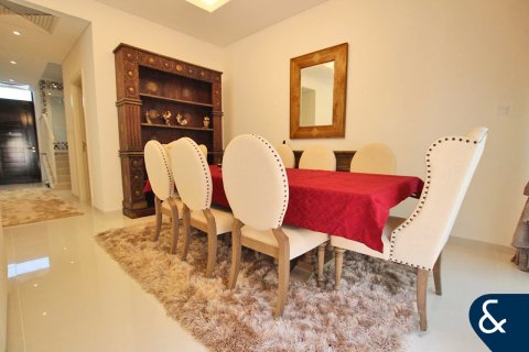 Villa à DAMAC Hills (Akoya by DAMAC), Dubai, 3 chambres, 190 m², № 75581 - photo 12