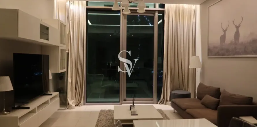 Apartamento en SLS Dubai Hotel & Residences, Business Bay, Dubai, 1 dormitorio, 109 m², № 113233