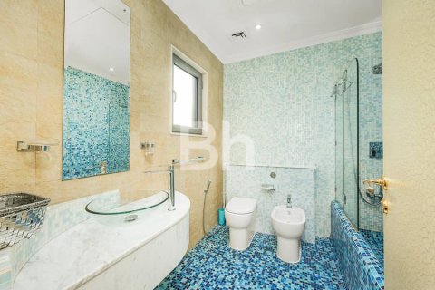 Снять в аренду виллу в Пальме Джумейре, Дубай: 5 спален, 1245м², № 56758 - фото 14