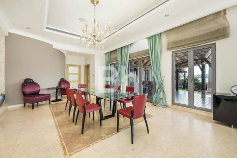 Снять в аренду виллу в Пальме Джумейре, Дубай: 5 спален, 1245м², № 56758 - фото 17