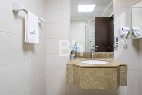 Appartement à Jumeirah Lake Towers, Dubai, 3 chambres, 182 m², № 56765 - photo 2