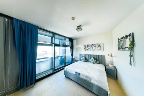 Apartamento en Jumeirah Lake Towers, Dubai, 1 dormitorio, 81 m², № 56769 - foto 4