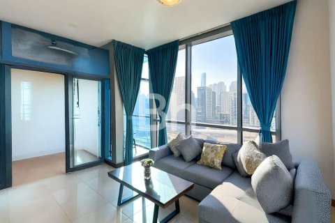 Apartamento en Jumeirah Lake Towers, Dubai, 1 dormitorio, 81 m², № 56769 - foto 7