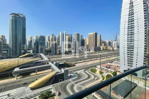 Apartamento en Jumeirah Lake Towers, Dubai, 1 dormitorio, 81 m², № 56769 - foto 11