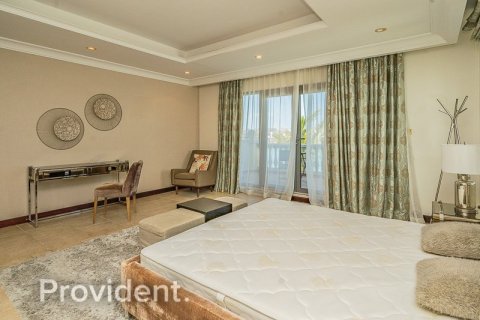 Villa in Palm Jumeirah, Dubai 4 bedrooms, 622.4 sq.m. № 2642 - photo 21