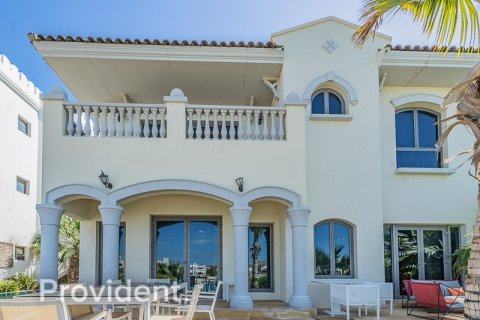 Villa in Palm Jumeirah, Dubai 4 bedrooms, 622.4 sq.m. № 2642 - photo 4