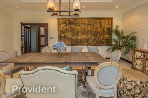 Villa in Palm Jumeirah, Dubai 4 bedrooms, 622.4 sq.m. № 2642 - photo 13