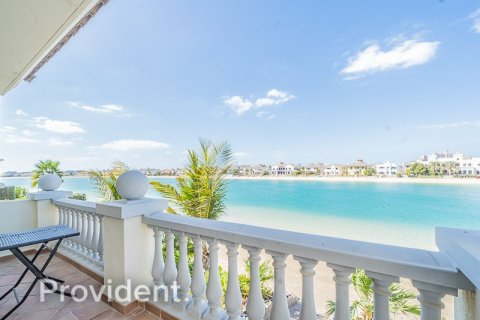 Villa in Palm Jumeirah, Dubai 4 bedrooms, 622.4 sq.m. № 2642 - photo 22