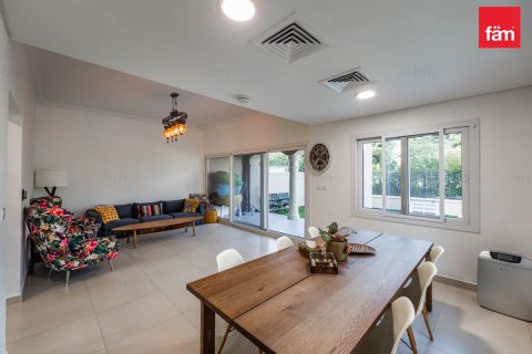 Townhouse in Dubai 3 bedrooms, 283.7 sq.m. № 91953 - photo 5