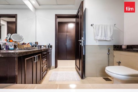 Townhouse in Dubai 3 bedrooms, 283.7 sq.m. № 91953 - photo 19