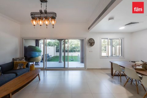 Townhouse in Dubai 3 bedrooms, 283.7 sq.m. № 91953 - photo 7