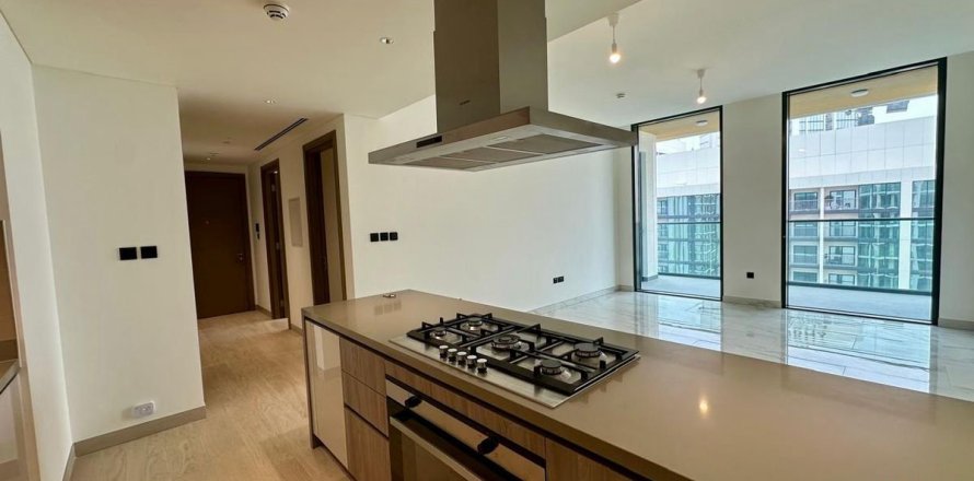 Apartment in Dubai 2 bedrooms, 126.3 sq.m. № 104229