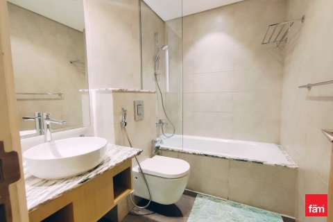 Apartment in Business Bay, Dubai 2 bedrooms, 125.8 sq.m. № 105880 - photo 11