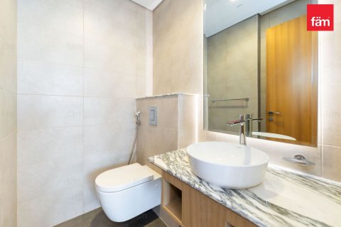 Apartment in Business Bay, Dubai 2 bedrooms, 125.8 sq.m. № 105880 - photo 13