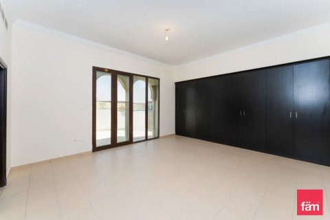 فيلا في دبي 5 غرف نوم , 790.4 م² رقم 5219 - صورة 14