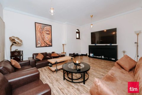 فيلا في دبي 5 غرف نوم , 790.4 م² رقم 5219 - صورة 4