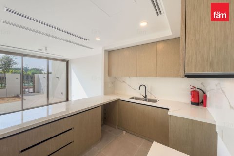 Villa à Dubai, 3 chambres, 163.6 m², № 91893 - photo 13