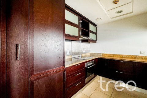 Apartamento en Burj Khalifa, Dubai, 2 dormitorios, 132.94 m², № 119971 - foto 7