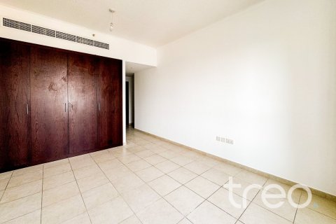 Apartamento en Burj Khalifa, Dubai, 2 dormitorios, 132.94 m², № 119971 - foto 8