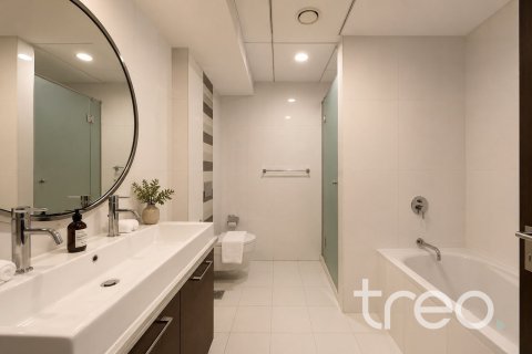 Apartamento en Burj Khalifa, Dubai, 2 dormitorios, 107.67 m², № 119976 - foto 6