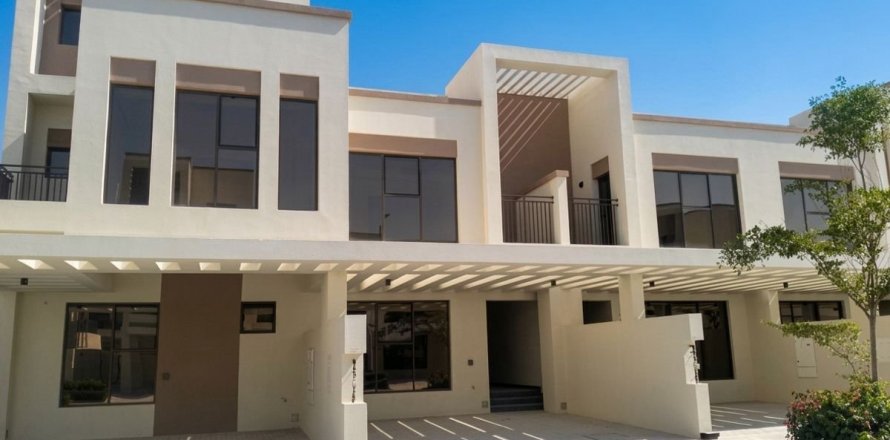 Maison de ville à Dubai, 4 chambres, 144 m², № 123291
