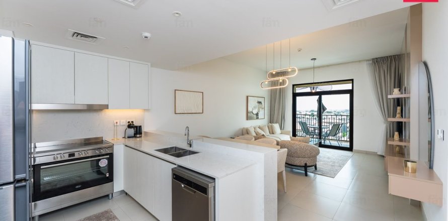 Квартира в Умм-Сукейме, Дубай, 2 спальни, 103.1м², № 123290